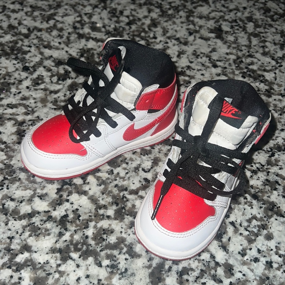 TODDLER HIGH OG JORDAN 1